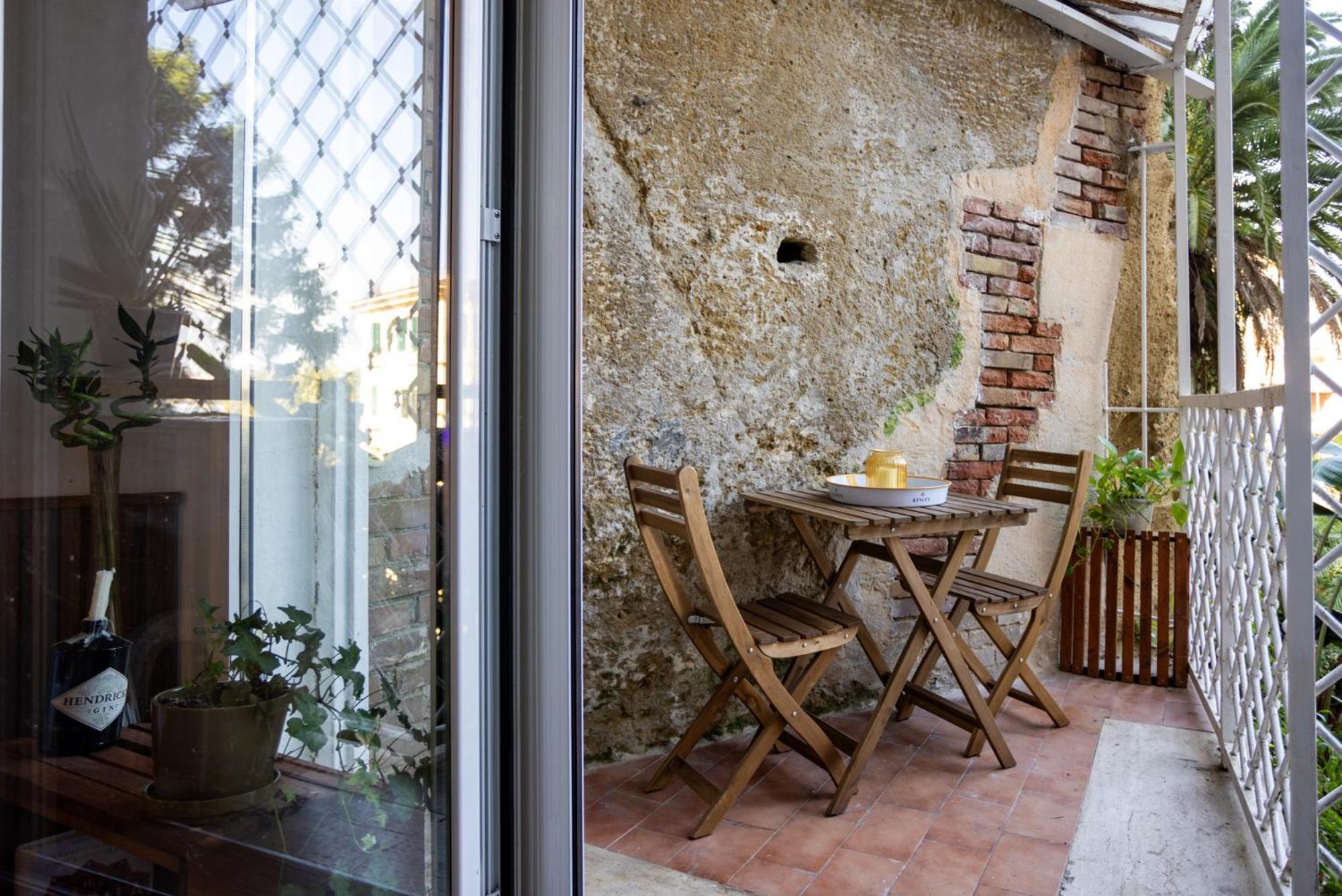 Molo Caracciolo Apartment Naples Luaran gambar