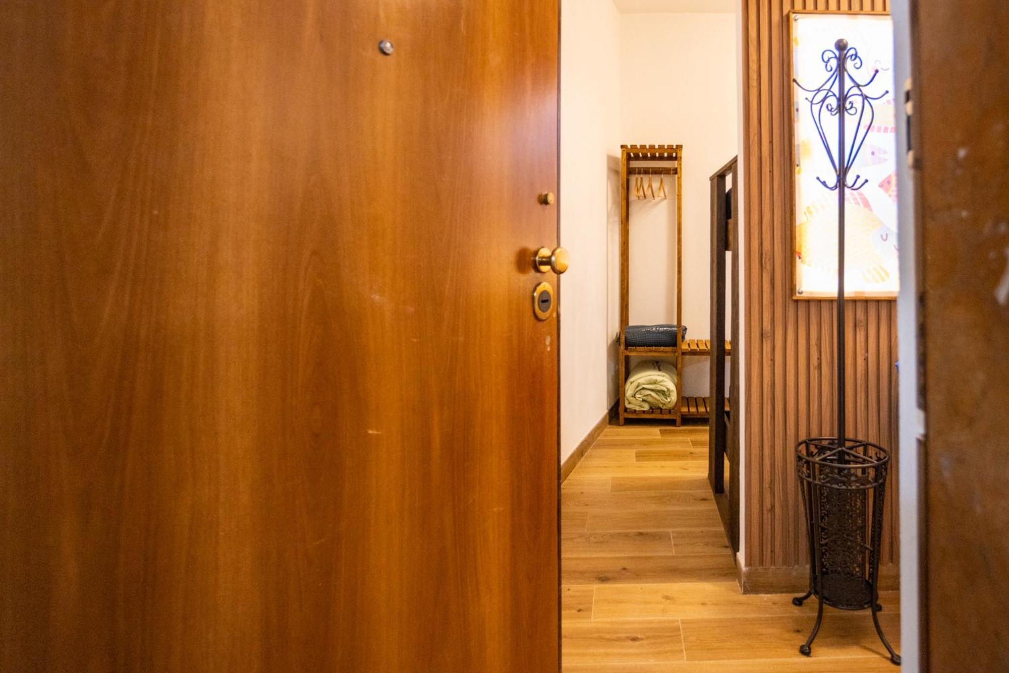 Molo Caracciolo Apartment Naples Luaran gambar