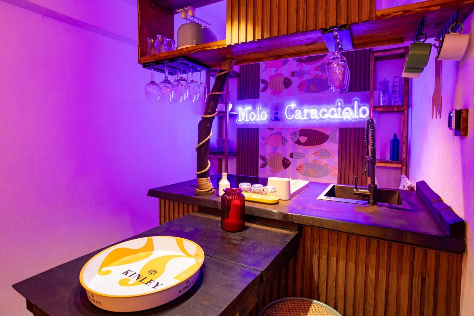 Molo Caracciolo Apartment Naples Luaran gambar